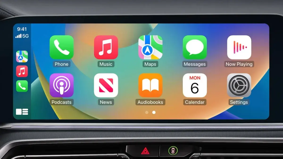 Interface CarPlay avec integration ChatGPT pour assistant vocal en voiture